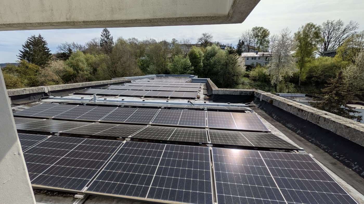 Photovoltaikanlage auf dem Dach des Paul-Gerhardt-Hauses